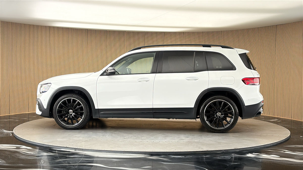 More views of Mercedes-Benz GLB