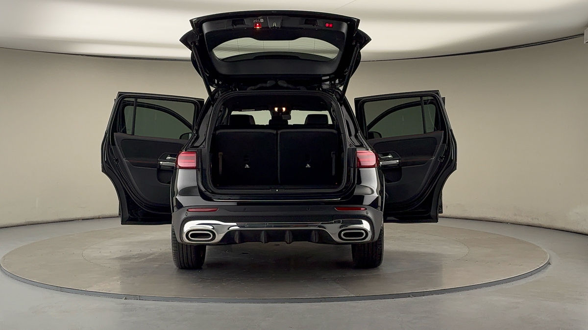 More views of Mercedes-Benz GLB