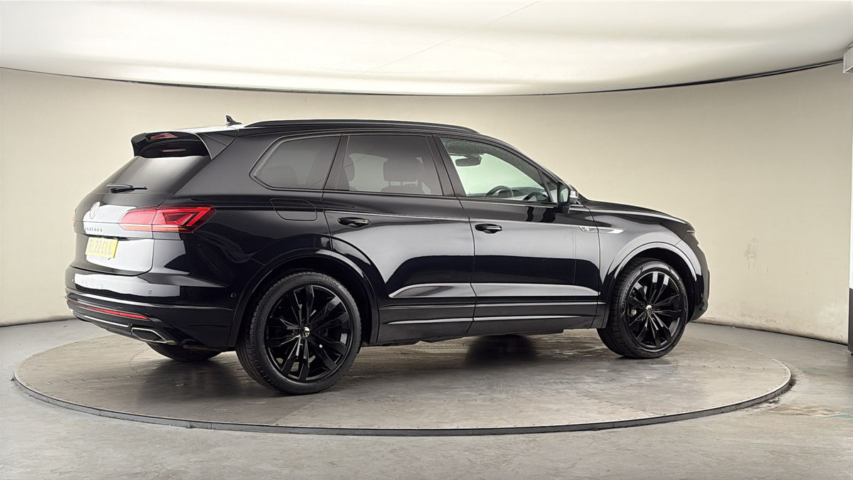 More views of Volkswagen Touareg