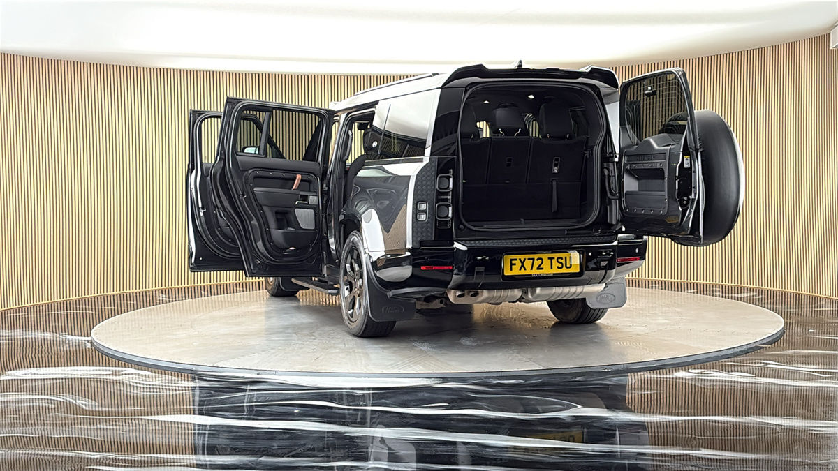 More views of Land Rover Defender 130