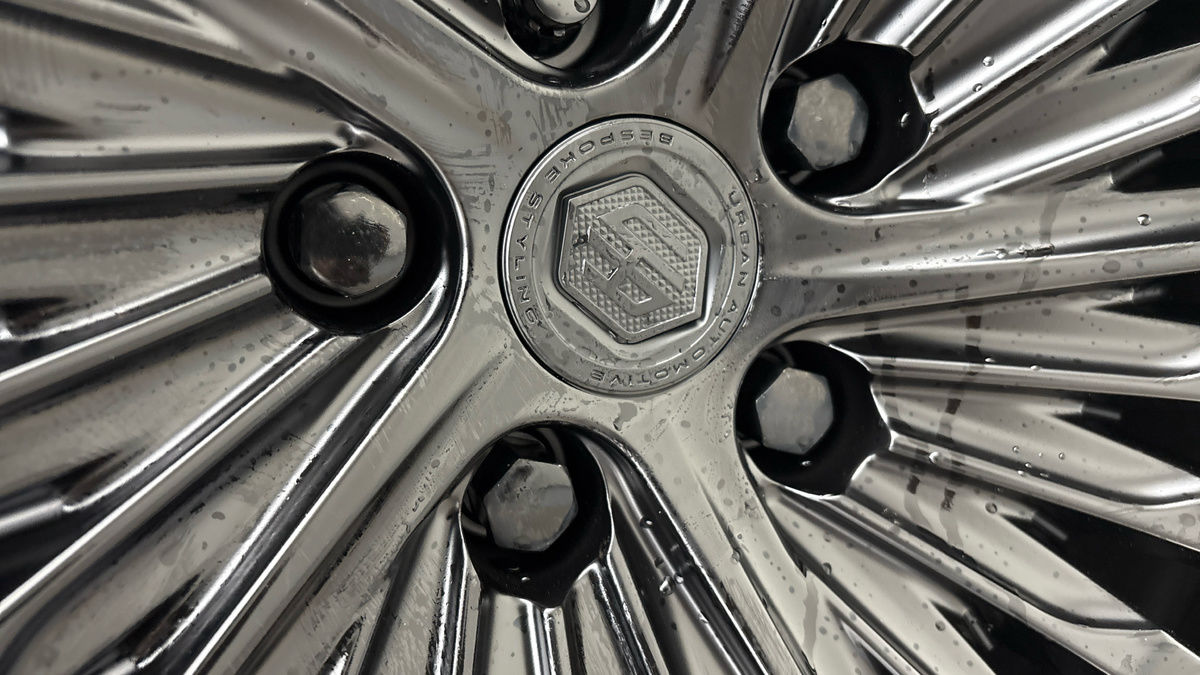 Land Rover Defender 110 Urban Image 29