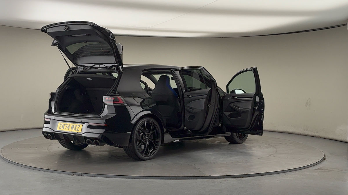 More views of Volkswagen Golf