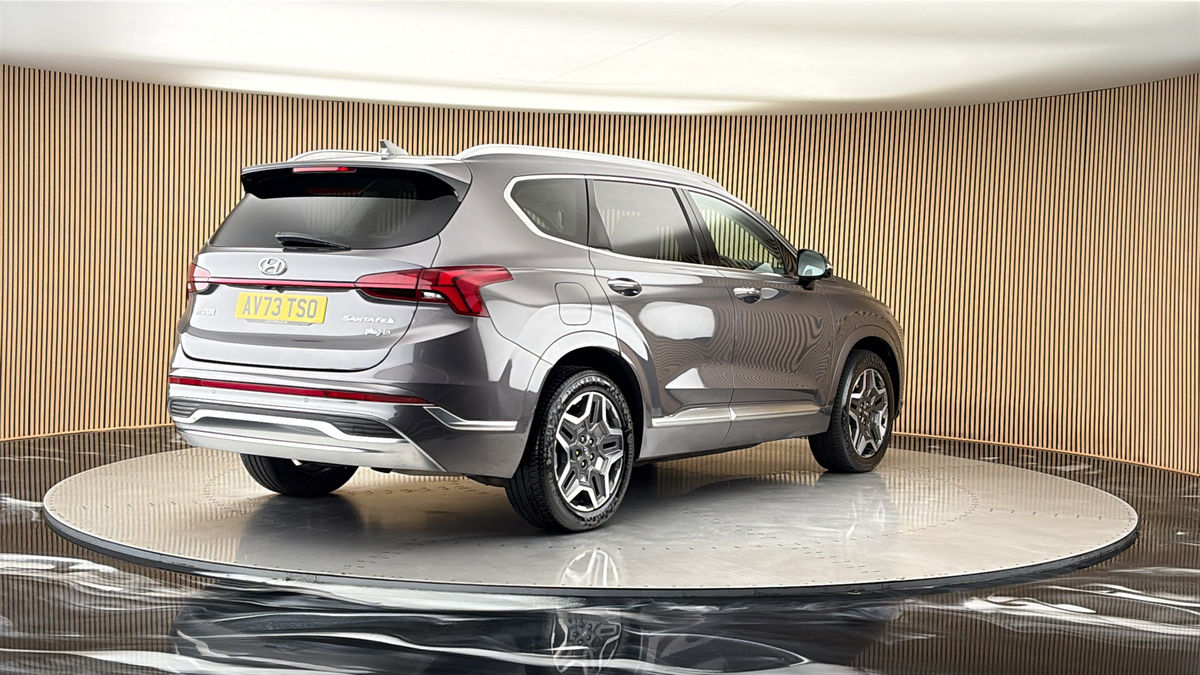 More views of Hyundai Santa Fe