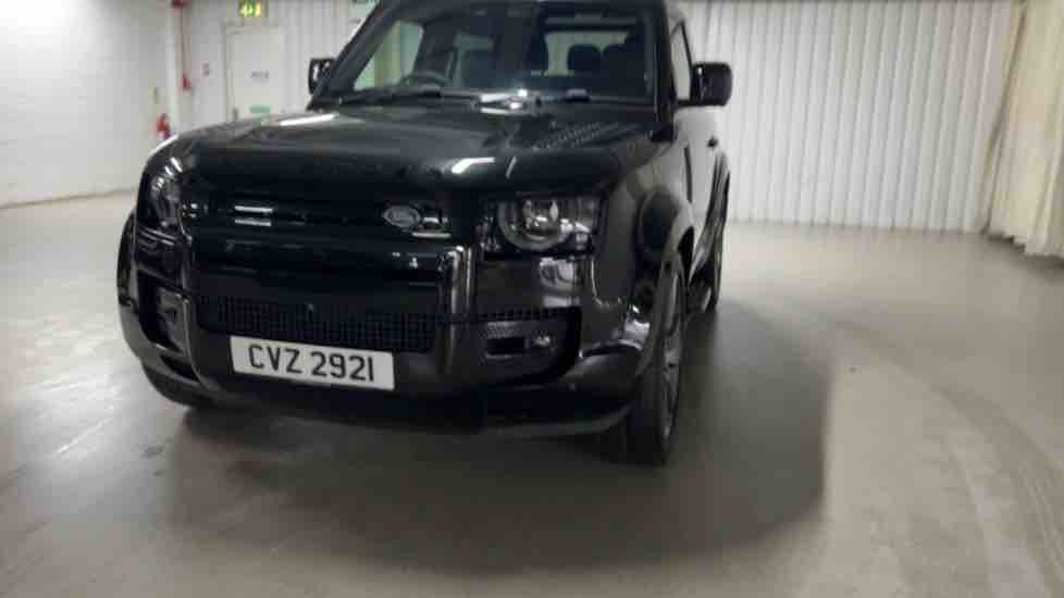 More views of Land Rover Defender 90