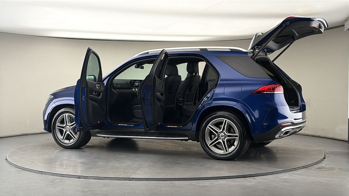 More views of Mercedes-Benz GLE