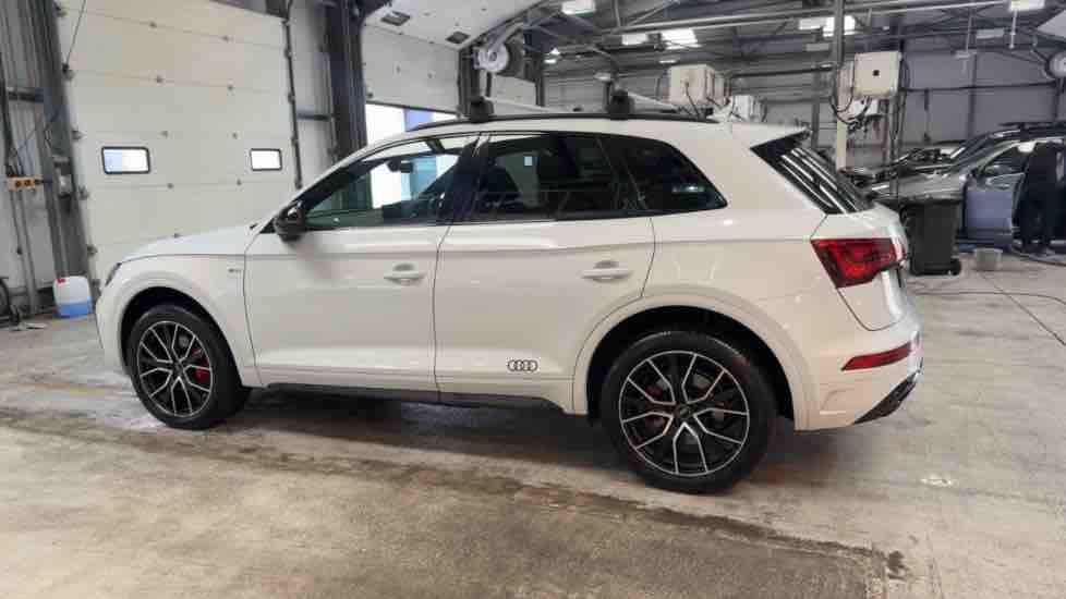 More views of Audi Q5