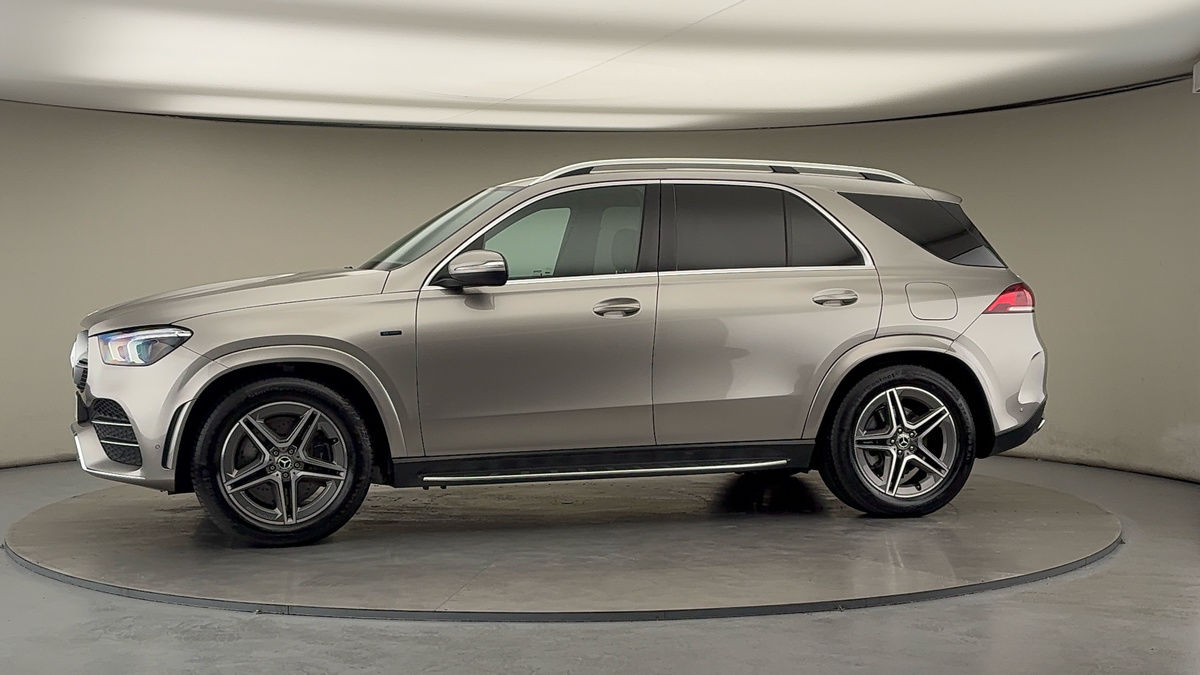 More views of Mercedes-Benz GLE