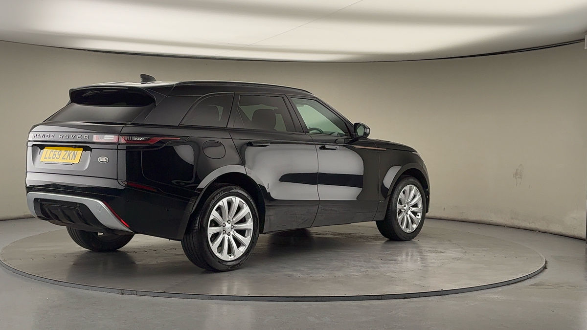 Land Rover Range Rover Velar Image 21