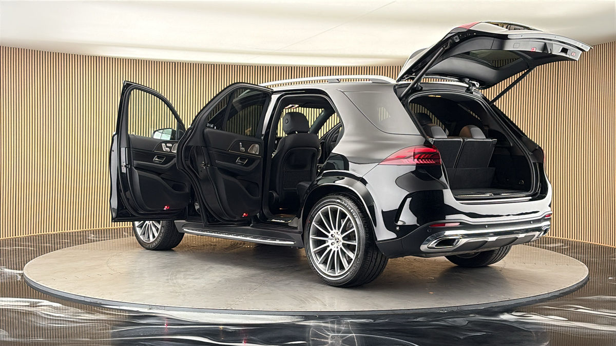 More views of Mercedes-Benz GLE