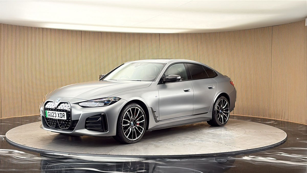 BMW i4 Image 21