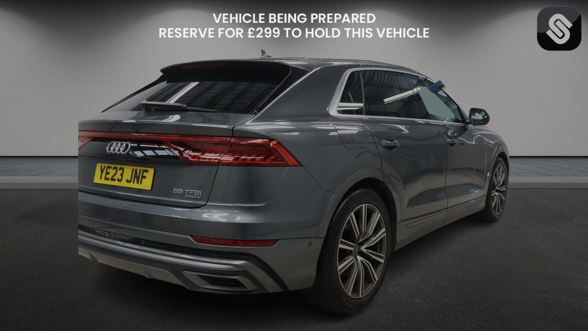 Audi Q8 Image 4