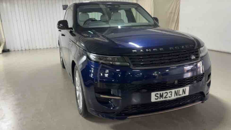 More views of Land Rover Range Rover Sport