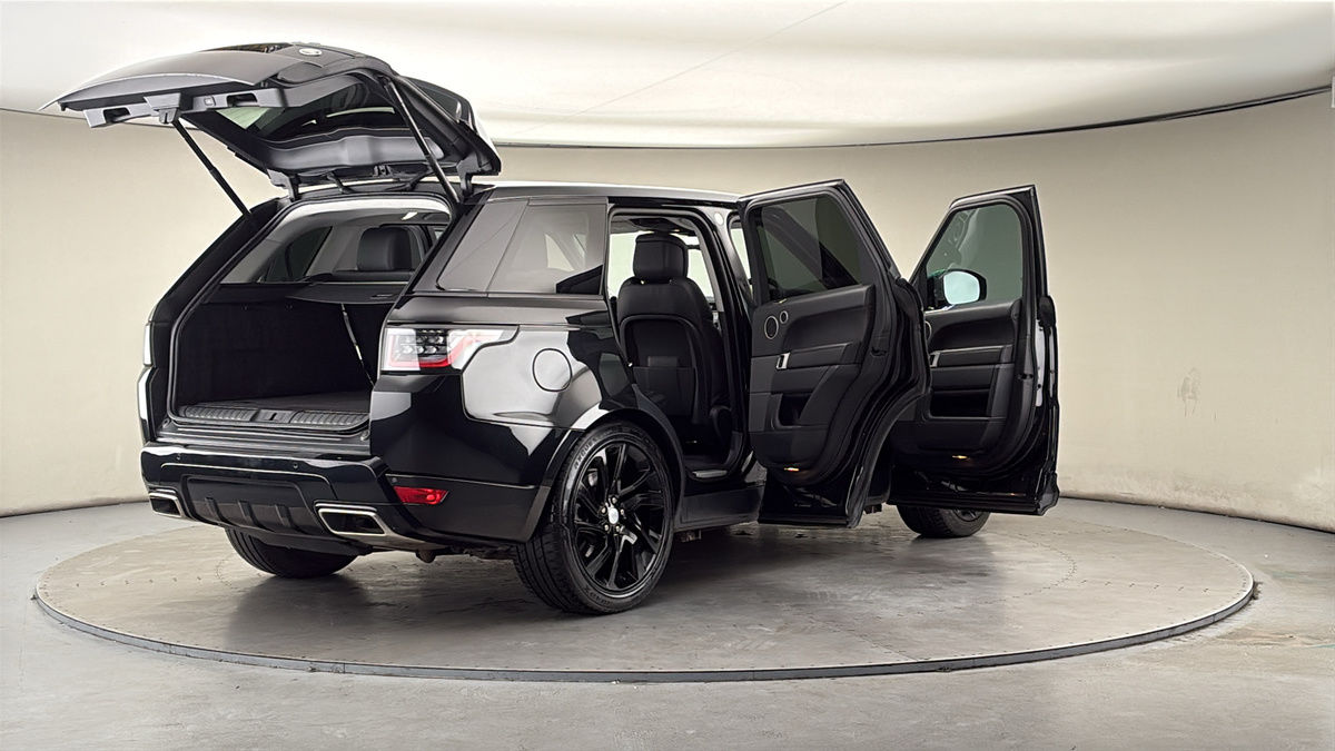 More views of Land Rover Range Rover Sport