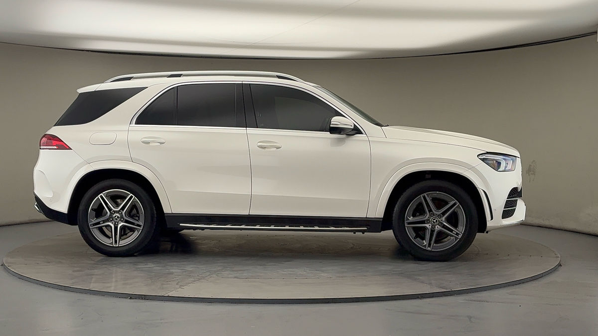 More views of Mercedes-Benz GLE