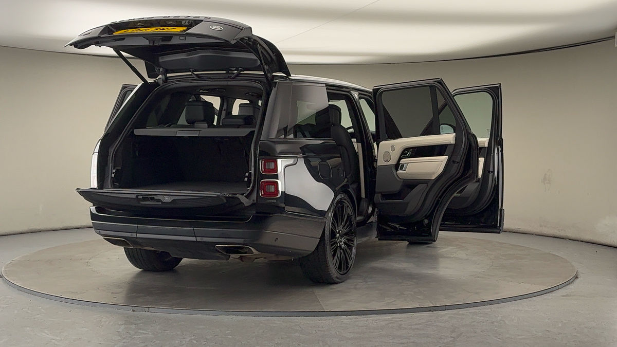 More views of Land Rover Range Rover