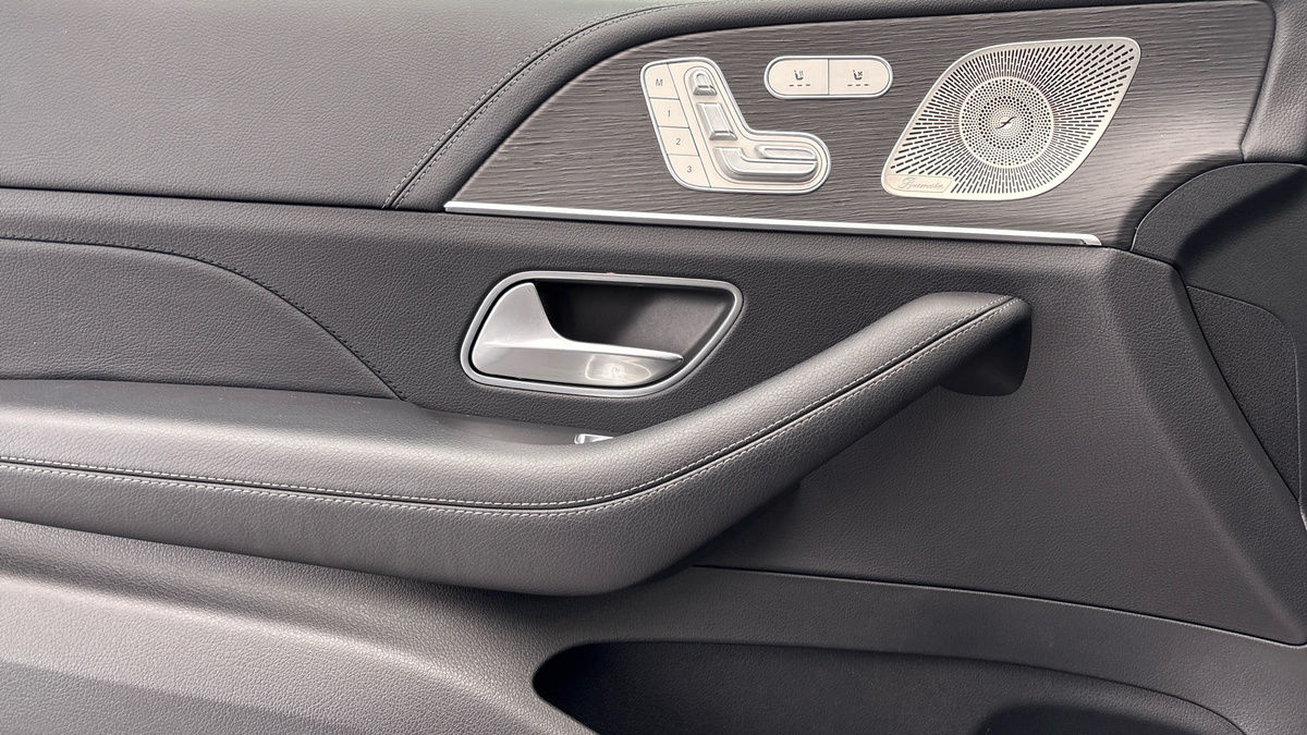 Mercedes-Benz GLE Image 19