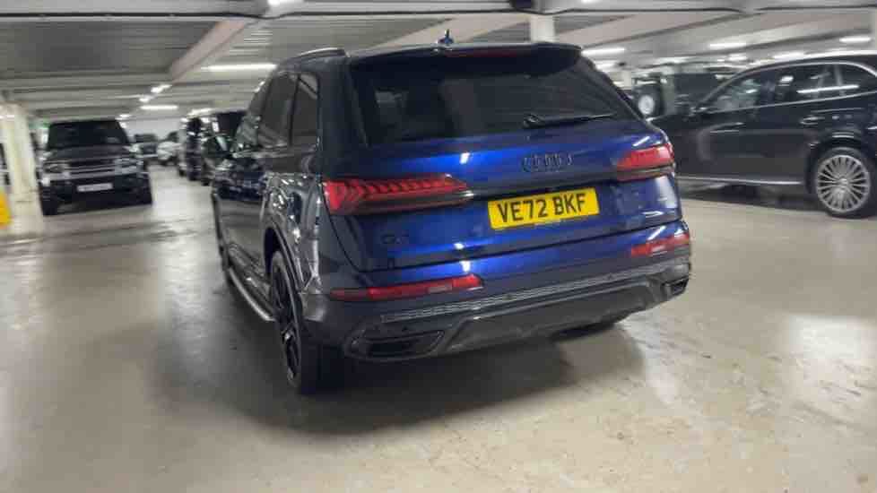 More views of Audi Q7