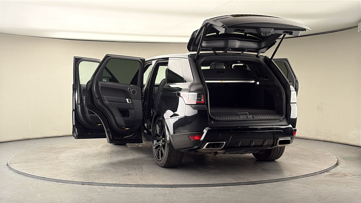 More views of Land Rover Range Rover Sport