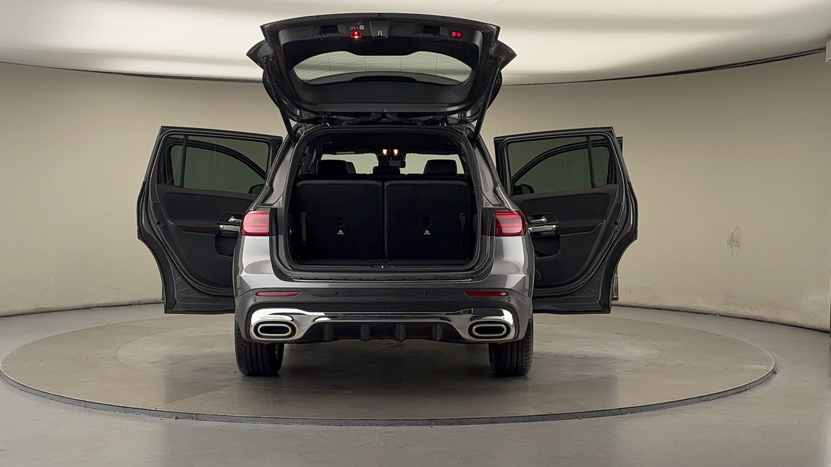 More views of Mercedes-Benz GLB