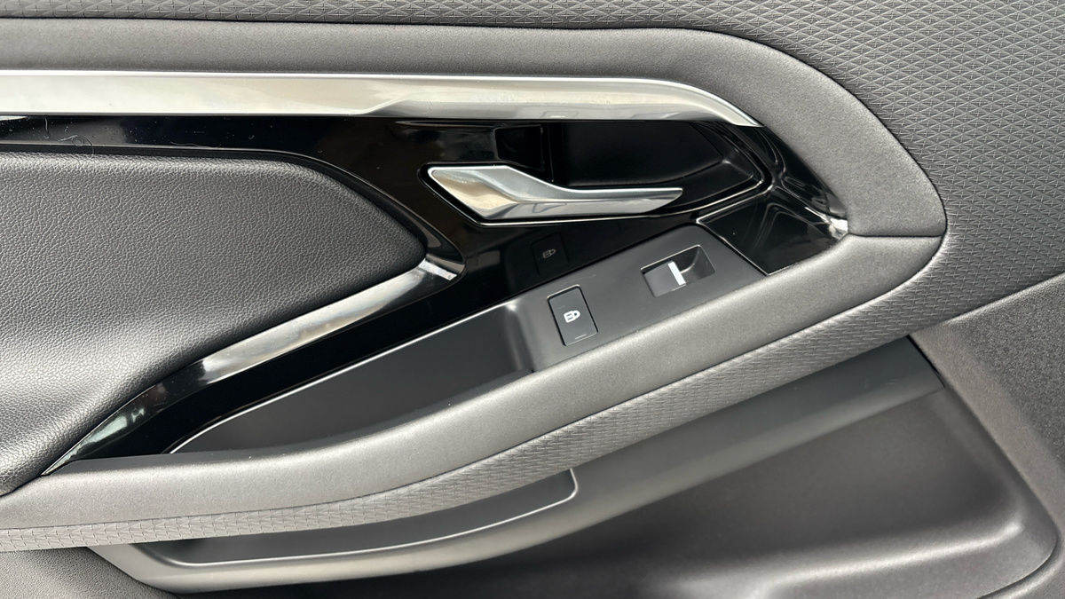 Land Rover Range Rover Evoque Image 19