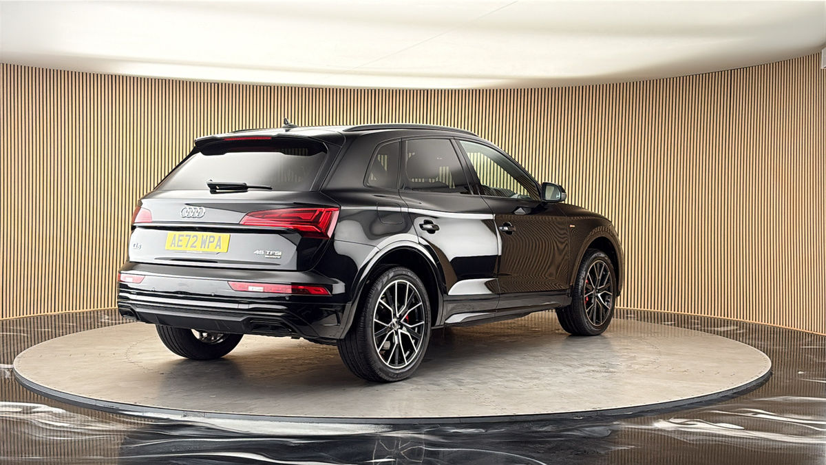 More views of Audi Q5