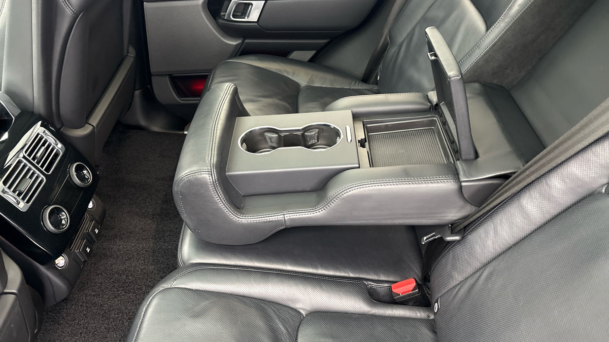 Land Rover Range Rover Image 9