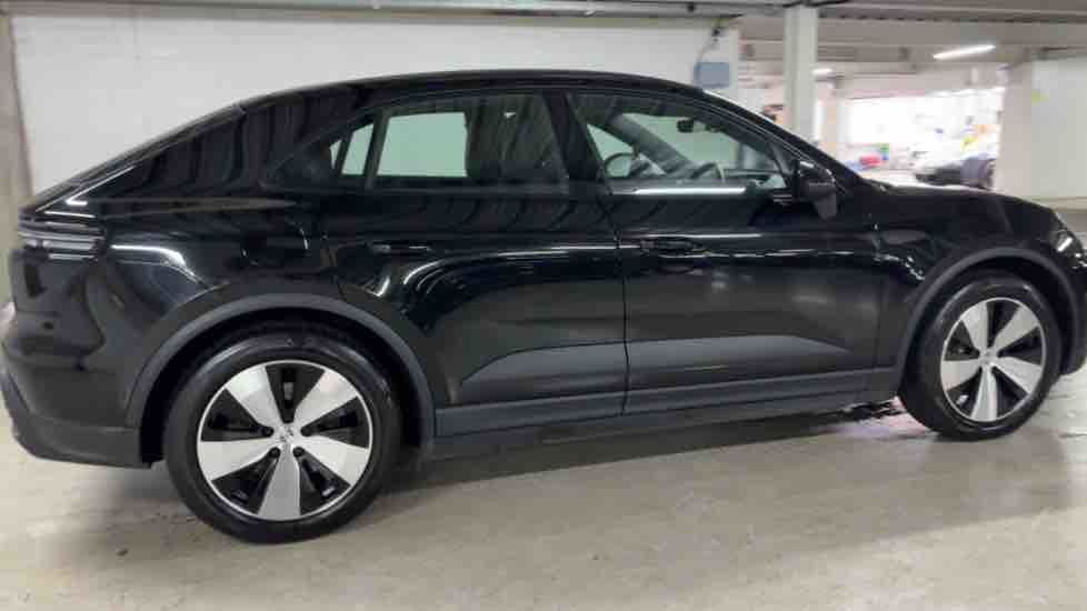 More views of Porsche Macan