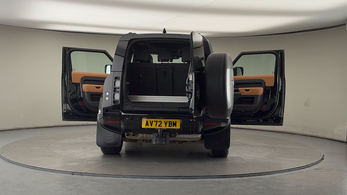 More views of Land Rover Defender 90