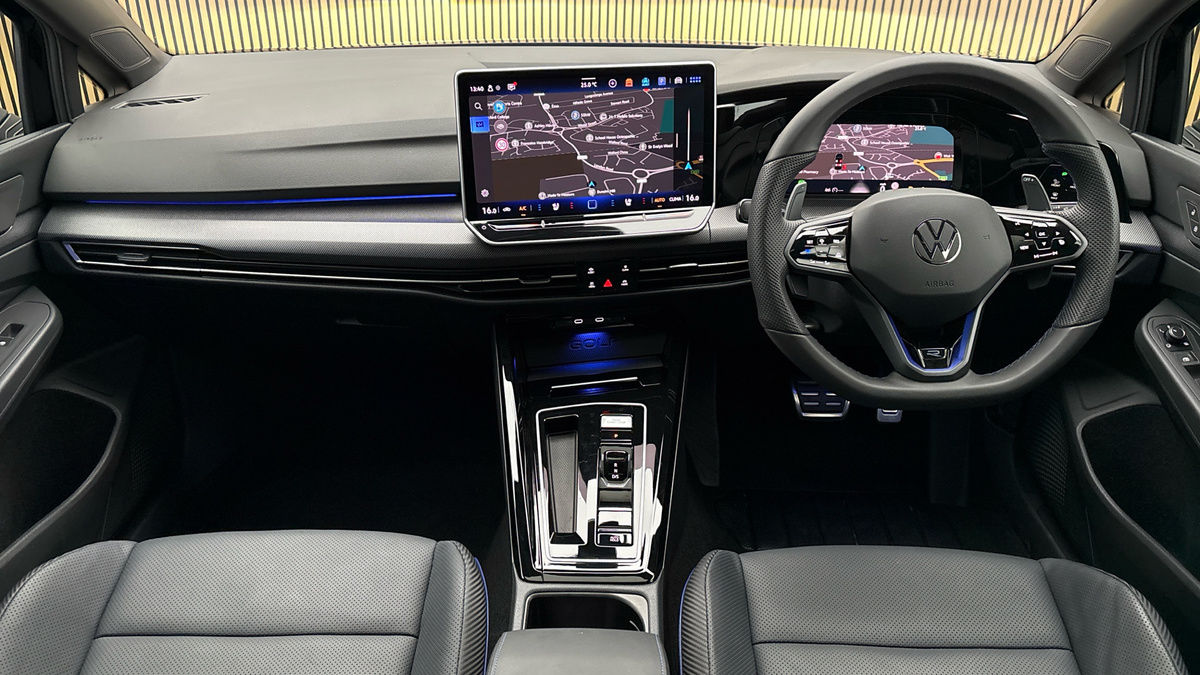 Volkswagen Golf Image 12