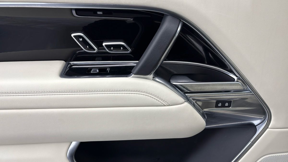Land Rover Range Rover Image 19