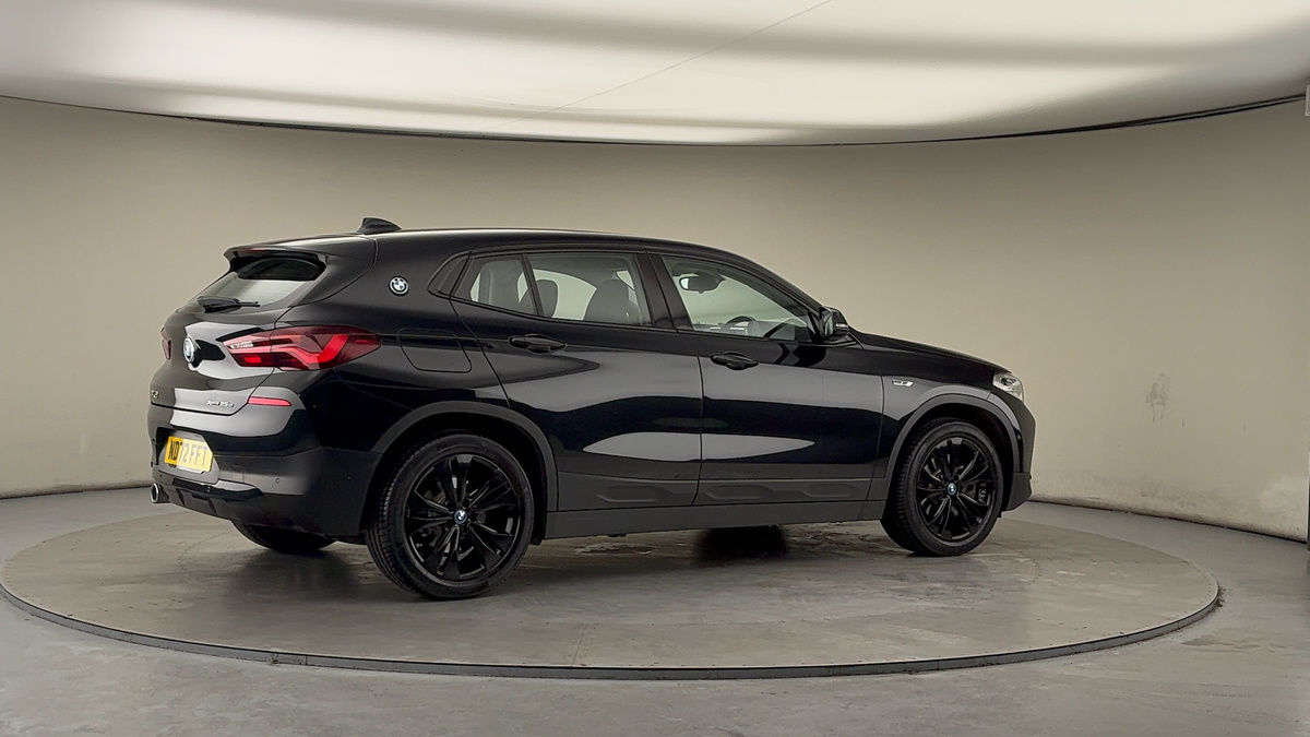 More views of BMW X2