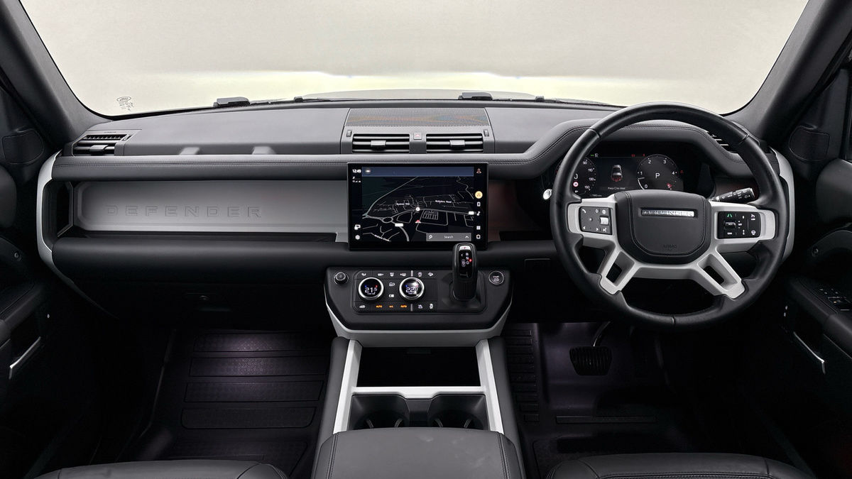 Land Rover Defender 90 Image 12