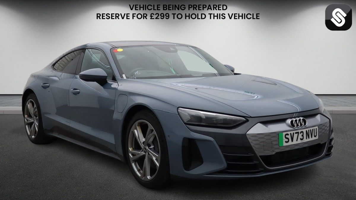 Audi e-tron GT Sticky Header Image