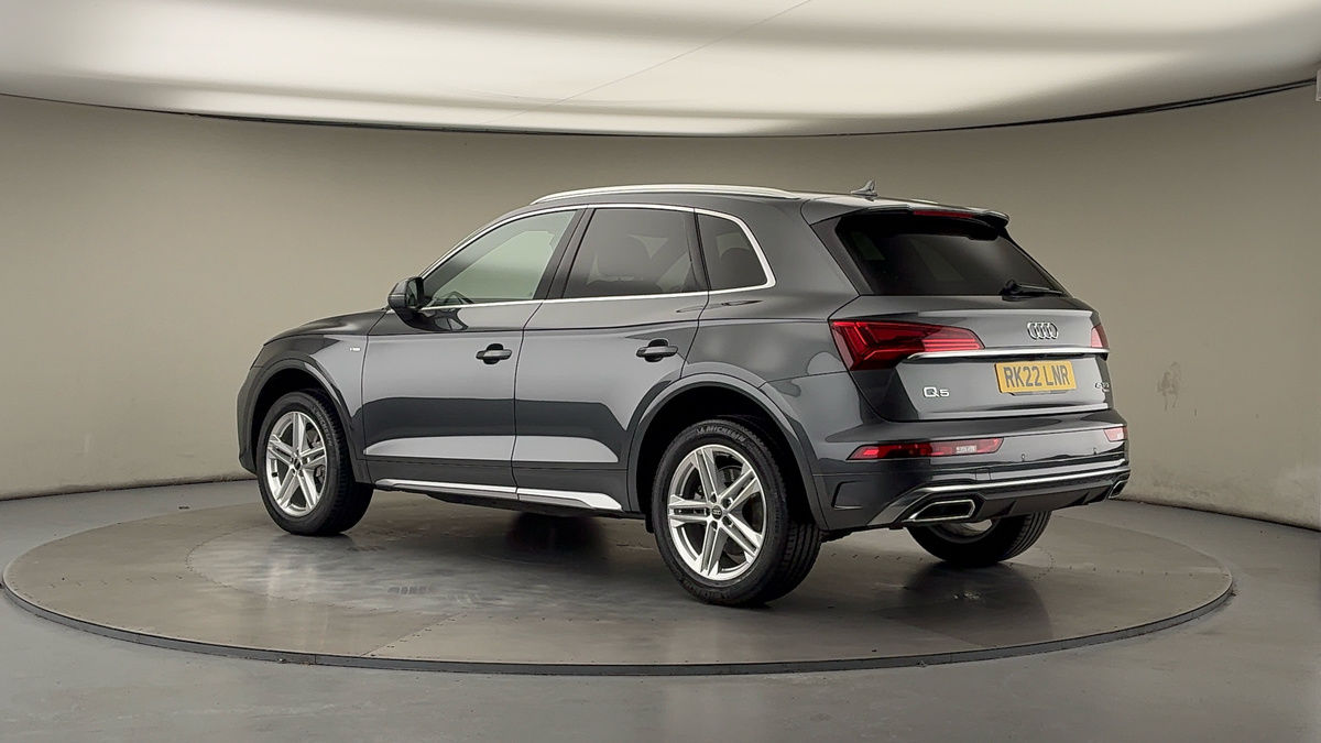 More views of Audi Q5