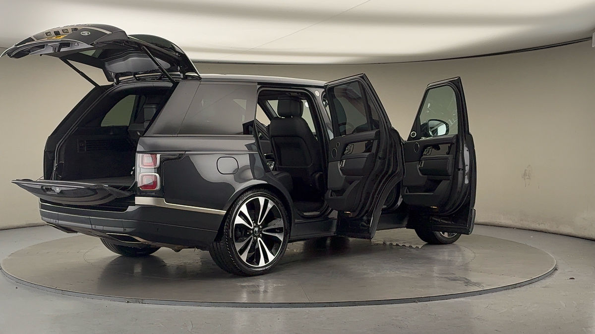 More views of Land Rover Range Rover