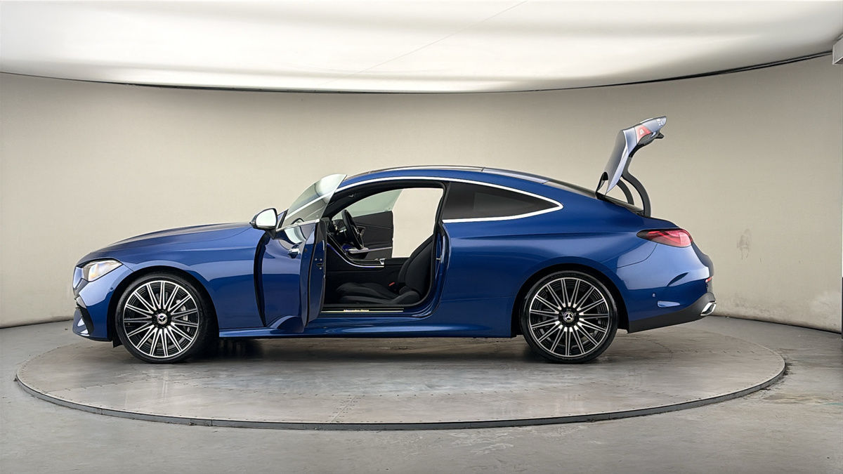 More views of Mercedes-Benz CLE