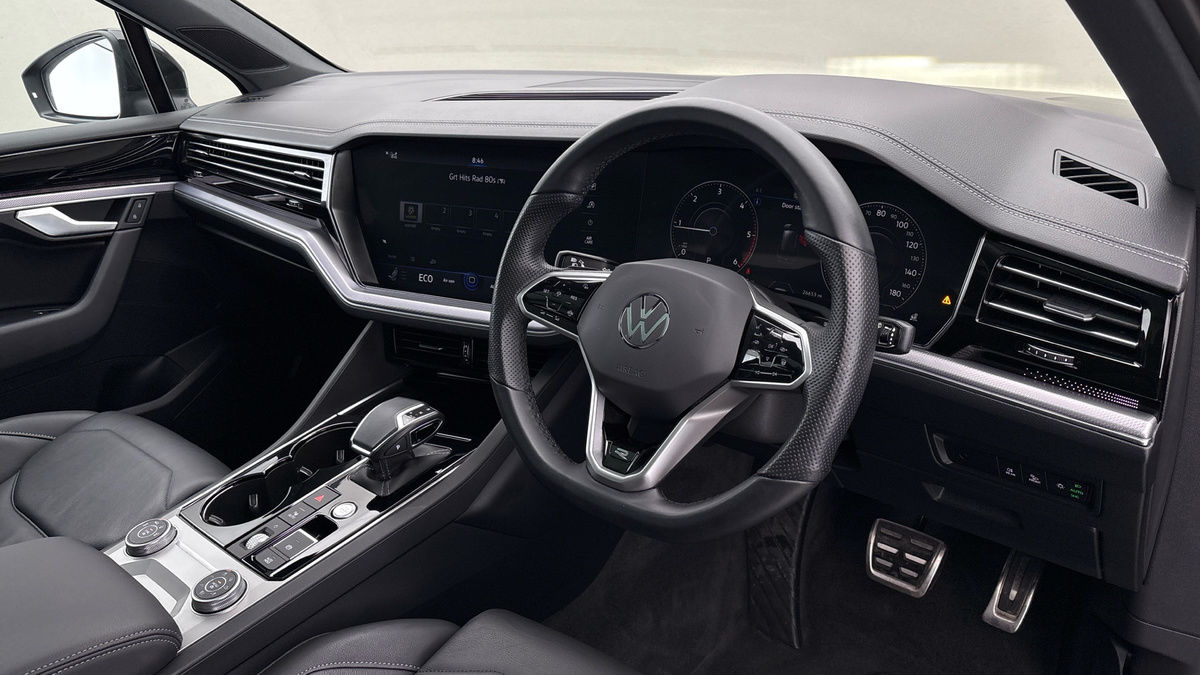 Volkswagen Touareg Image 5