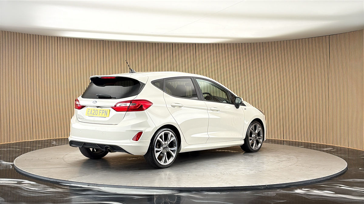 Ford Fiesta Image 21