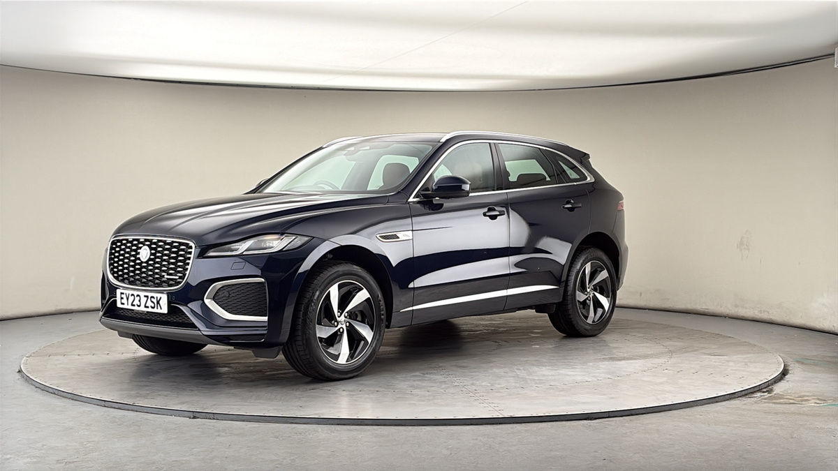 Jaguar F-PACE Image 20