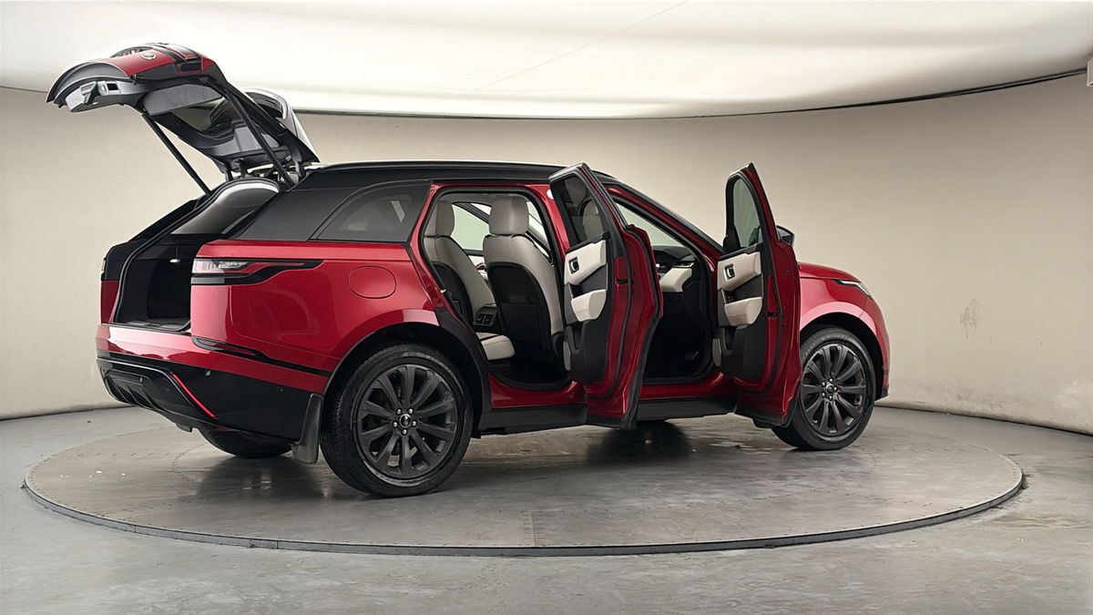 More views of Land Rover Range Rover Velar