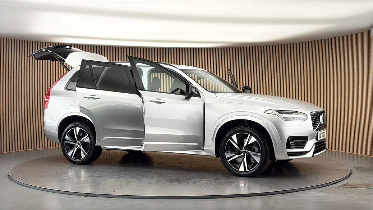 More views of Volvo XC90
