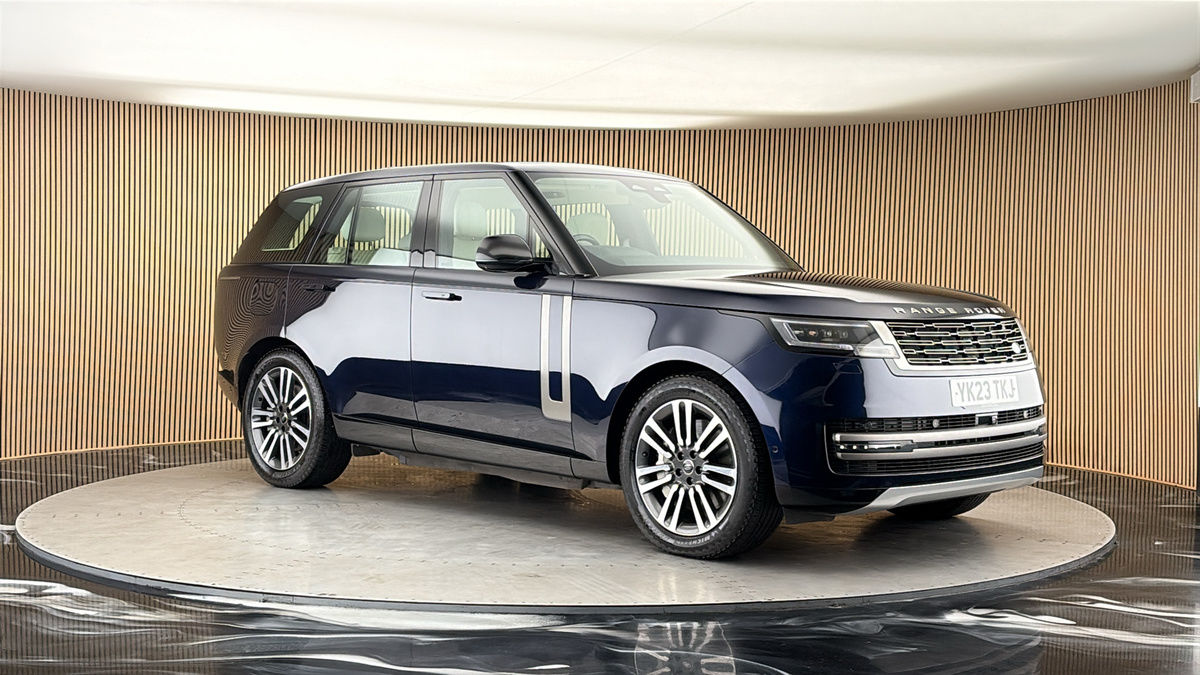 More views of Land Rover Range Rover