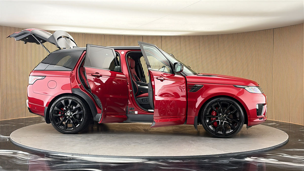 More views of Land Rover Range Rover Sport