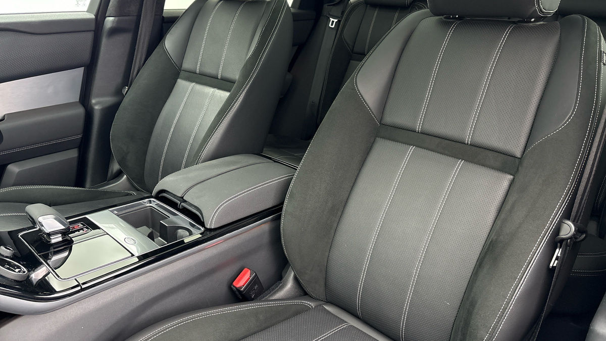 Land Rover Range Rover Velar Image 7