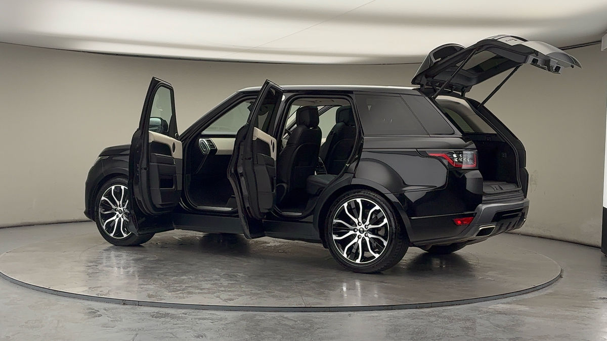 More views of Land Rover Range Rover Sport