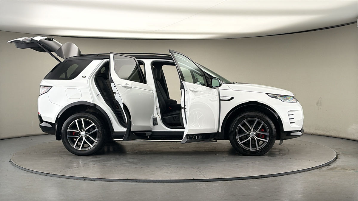 More views of Land Rover Discovery Sport