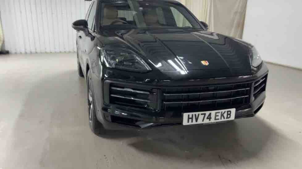 More views of Porsche Cayenne