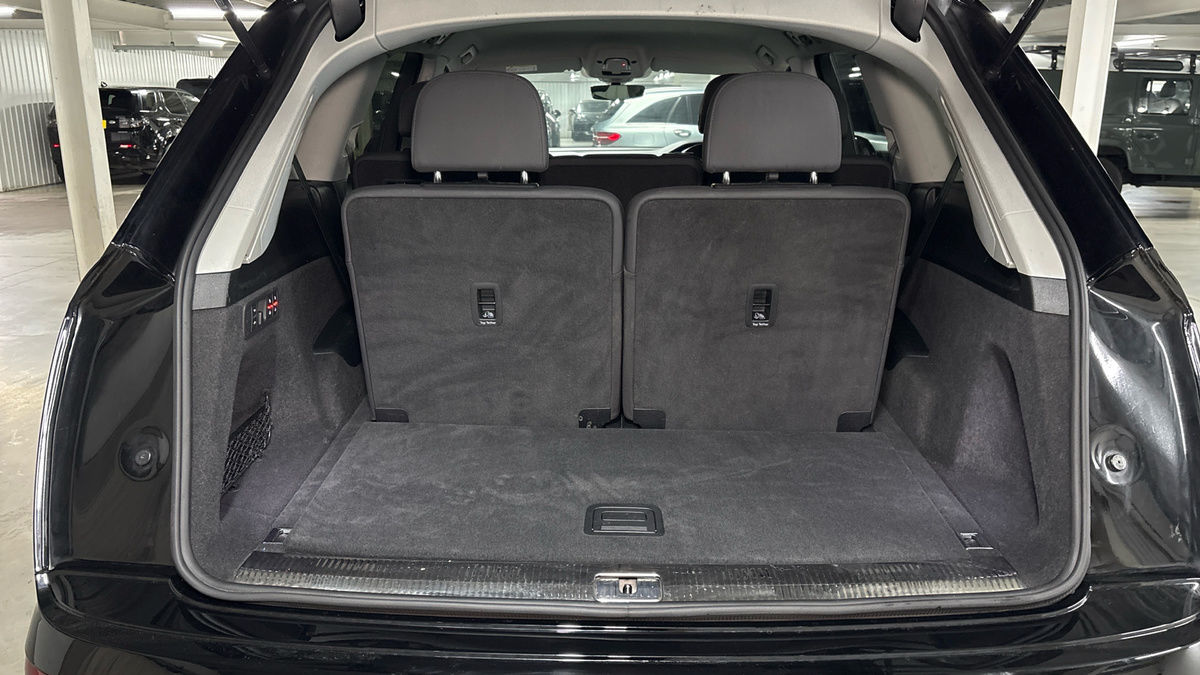 Audi Q7 Image 11