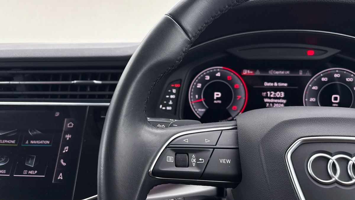 Audi Q7 Image 13