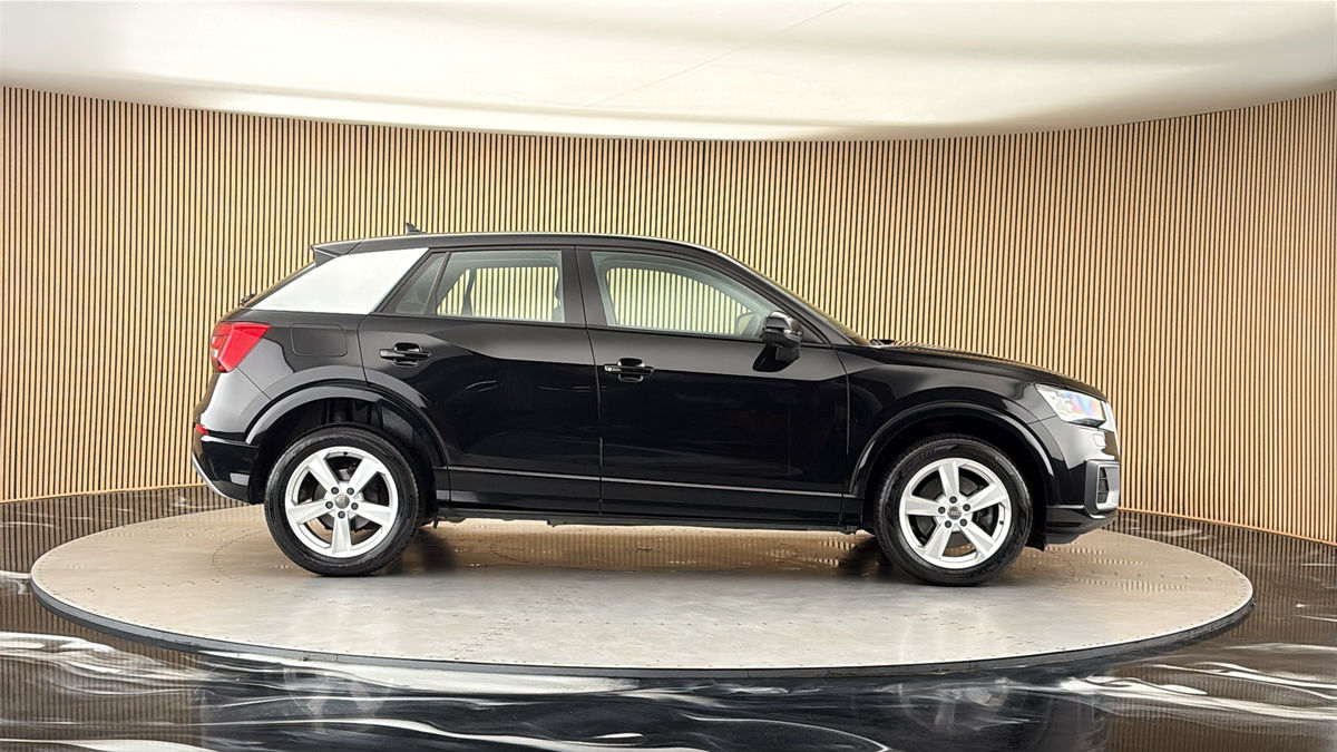 Audi Q2 Image 16